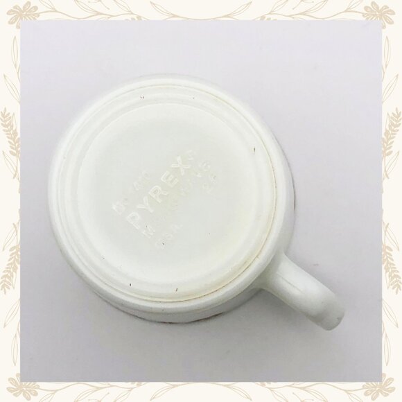 Vintage Pyrex Butterfly Gold Mugs – Set of 2 - Picture 5 of 5